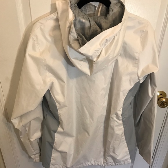 EUC Columbia Rain Jacket M - Picture 5 of 6